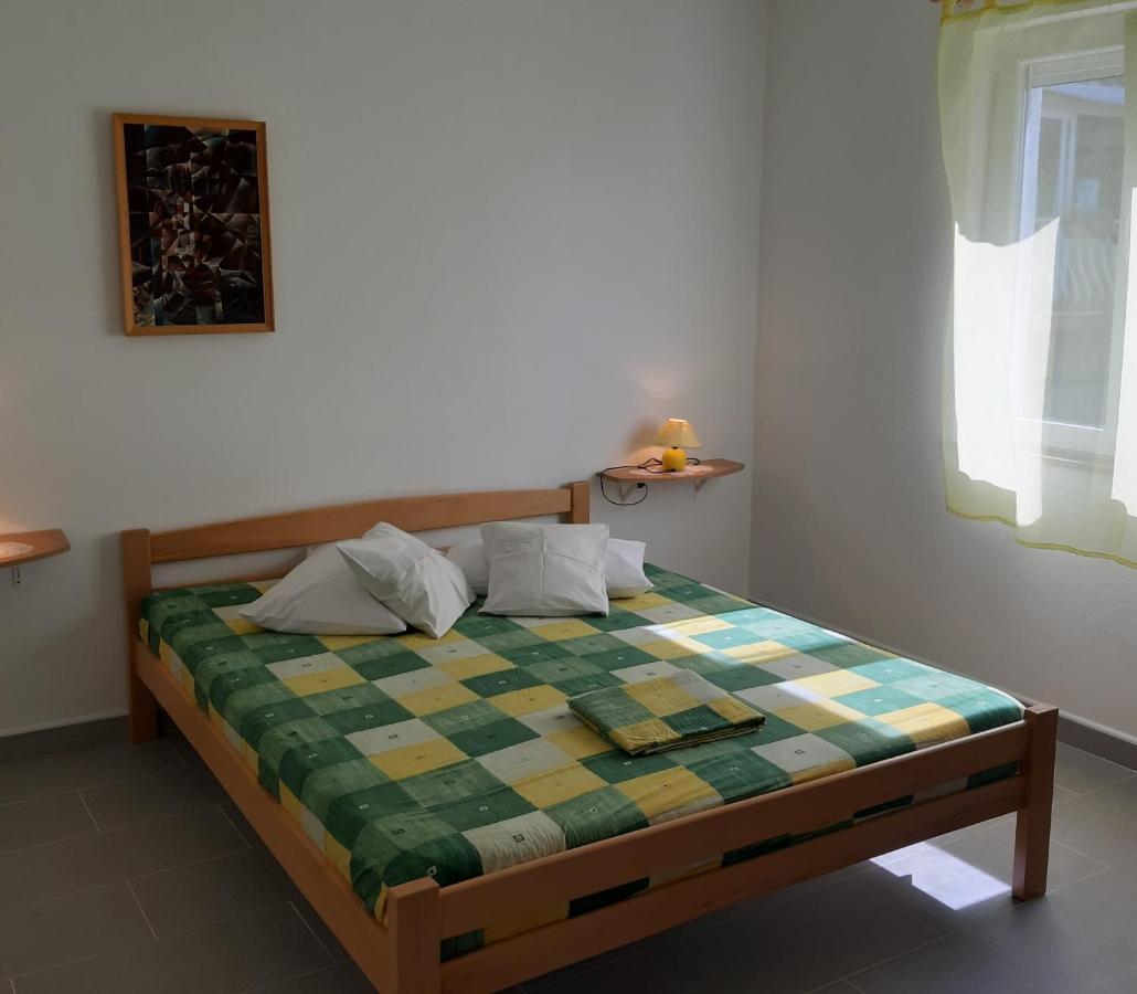 Apartmani Miletic Novi Vinodolski Exterior photo